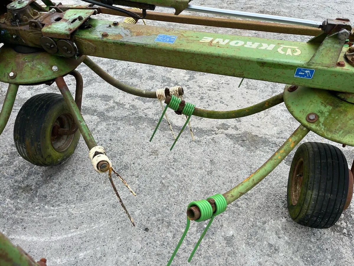 Wanted repairs to a 4 rotor grass tedder - Image 2