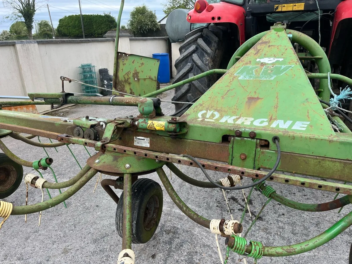Wanted repairs to a 4 rotor grass tedder - Image 3