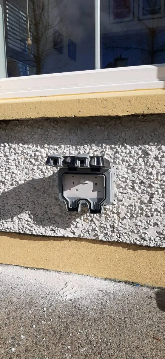 Outdoor power sockets - Image 2