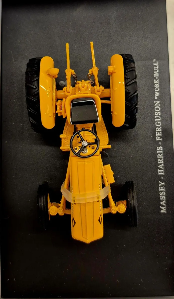 Massey Harris Ferguson 202 Work Bull Tractor Model - Image 3