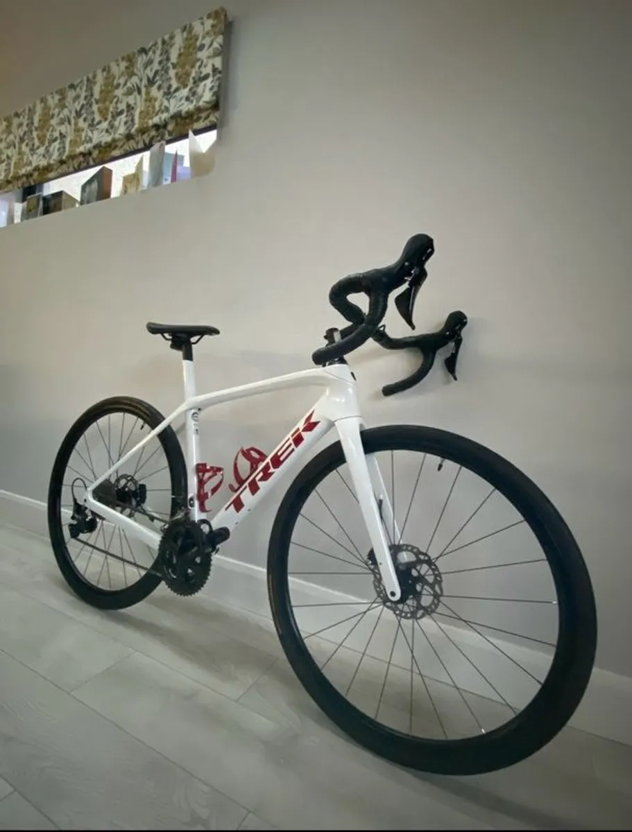 Trek Domane SL 5 52 Wt - Image 3