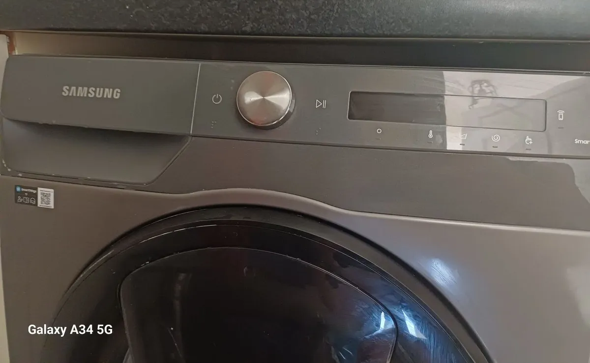 Samsung SmartThings Washing Machine 9kg - Image 4