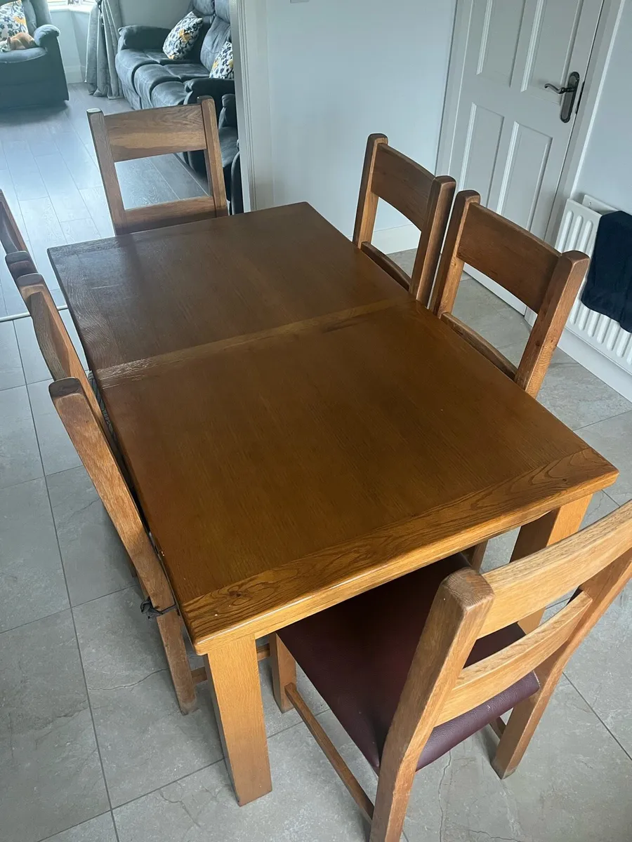Dining table & 6 Chairs - Image 3