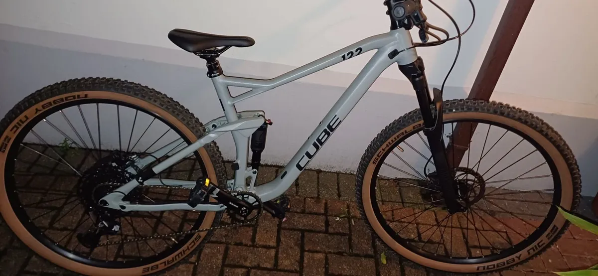 Mountain bike - Image 4