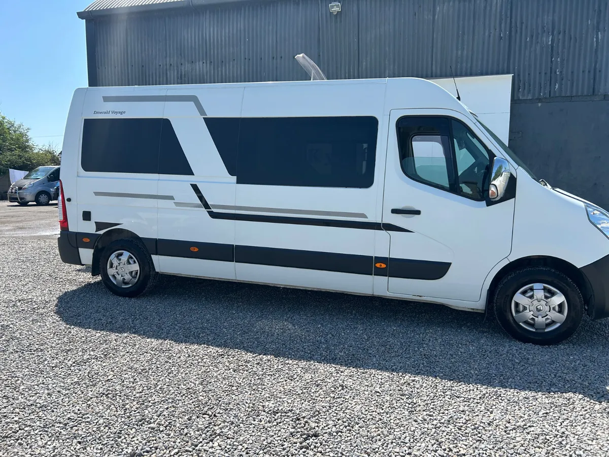 Renault Master 2014 campervan - Image 3