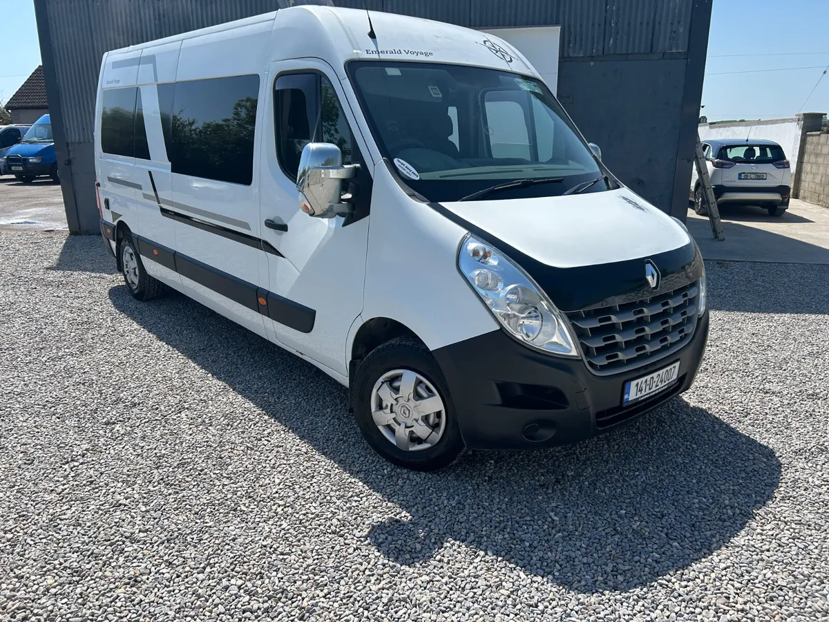 Renault Master 2014 campervan - Image 4