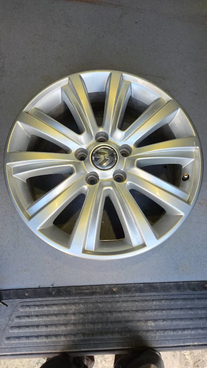 Volkswagen Amarok R18 alloys - Image 1