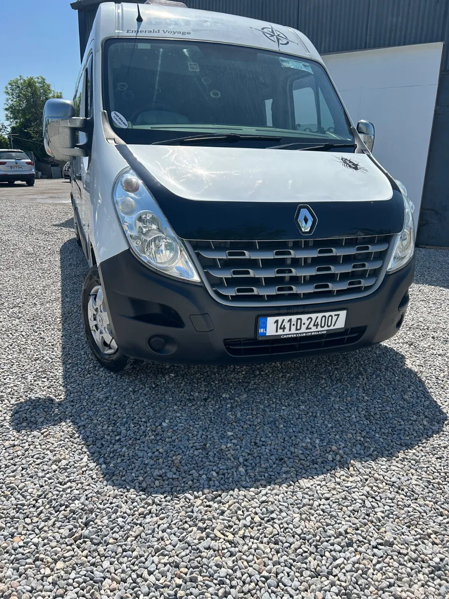 Renault Master 2014 campervan - Image 2