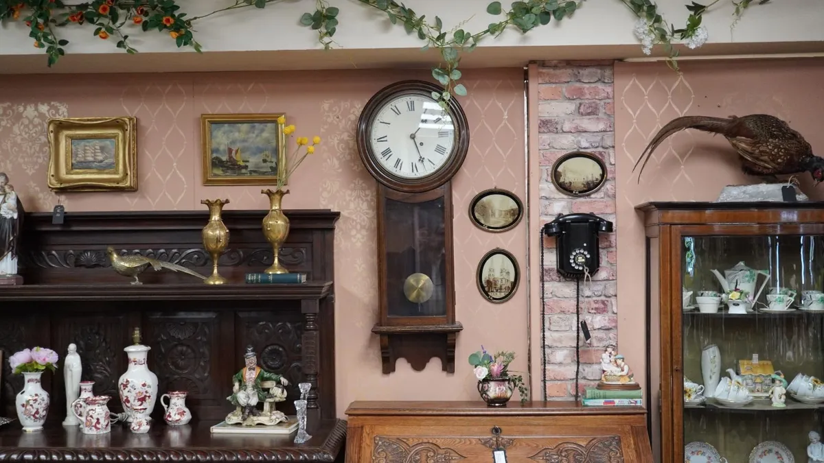 Victorian Oak Wall Clock - Image 1