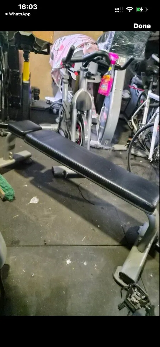Gym flat bench - Image 1