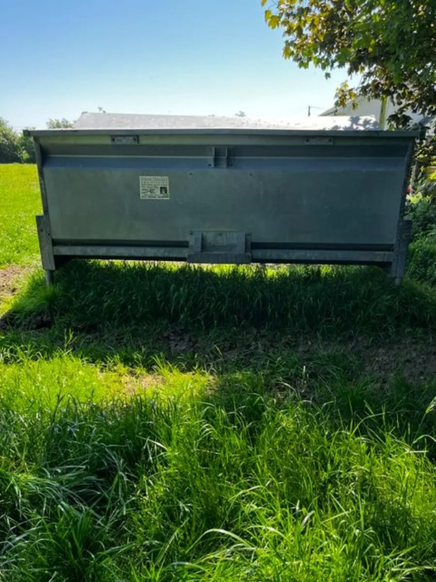 Jourdain Creep feeders - Image 2