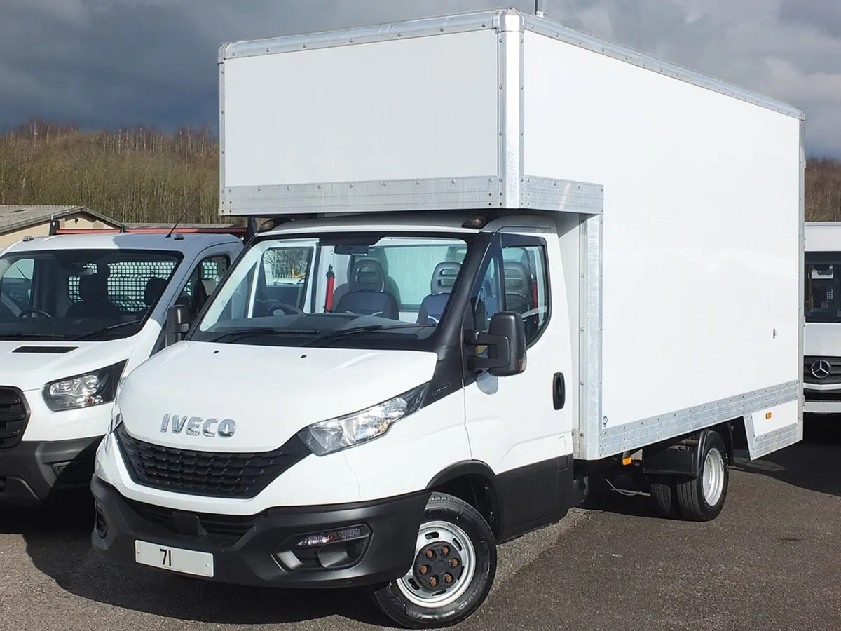 2021 Iveco Daily Luton Box Van - Image 1