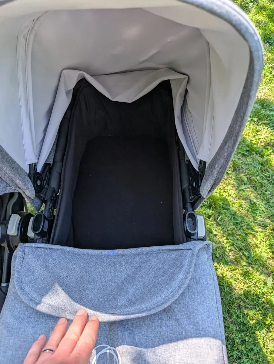 Bugaboo donkey duo twin set - Image 2