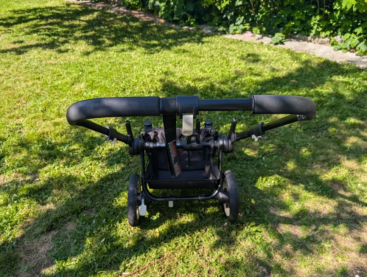 Bugaboo donkey duo twin set - Image 3