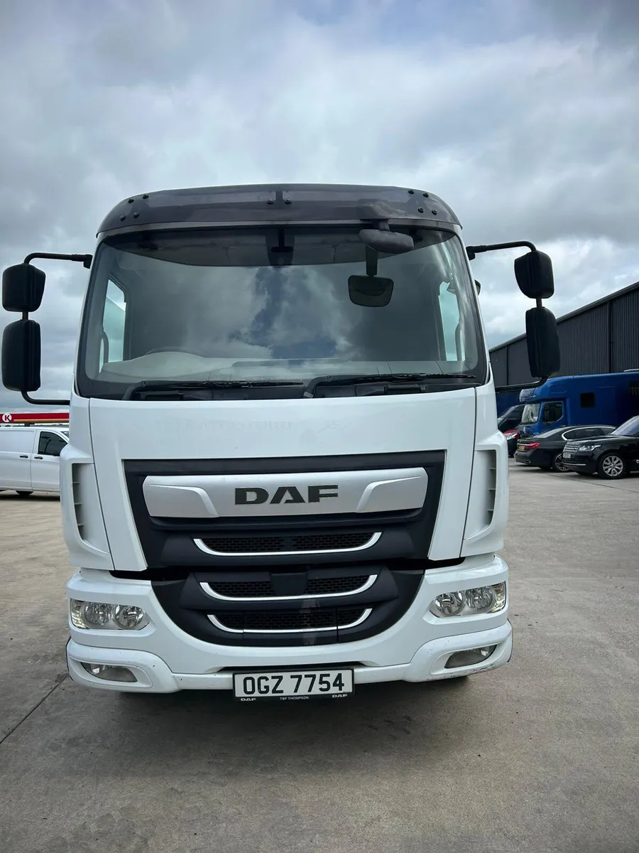 October 2019 DAF LF 230 16T Chassis Cab - Image 2