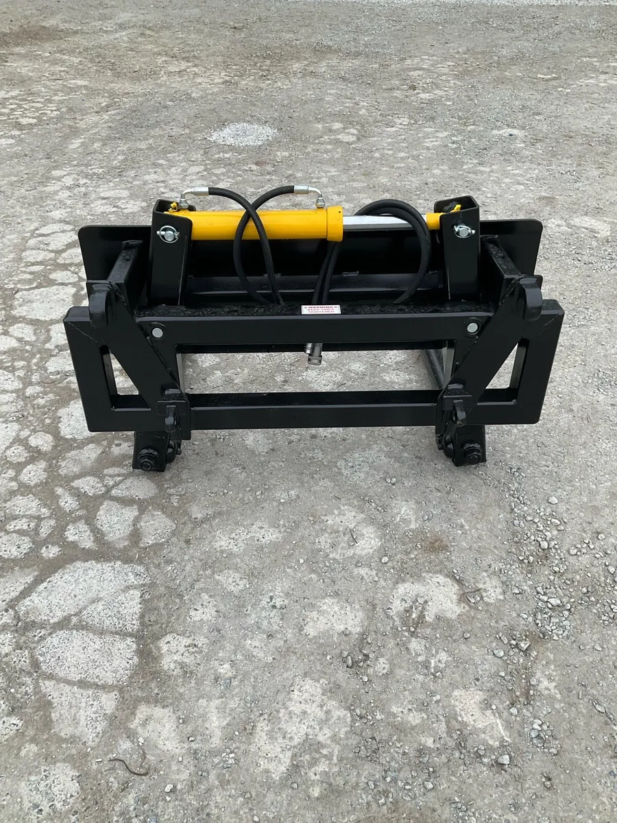 Rossmore Hydraulic  bale handler in stock - Image 4