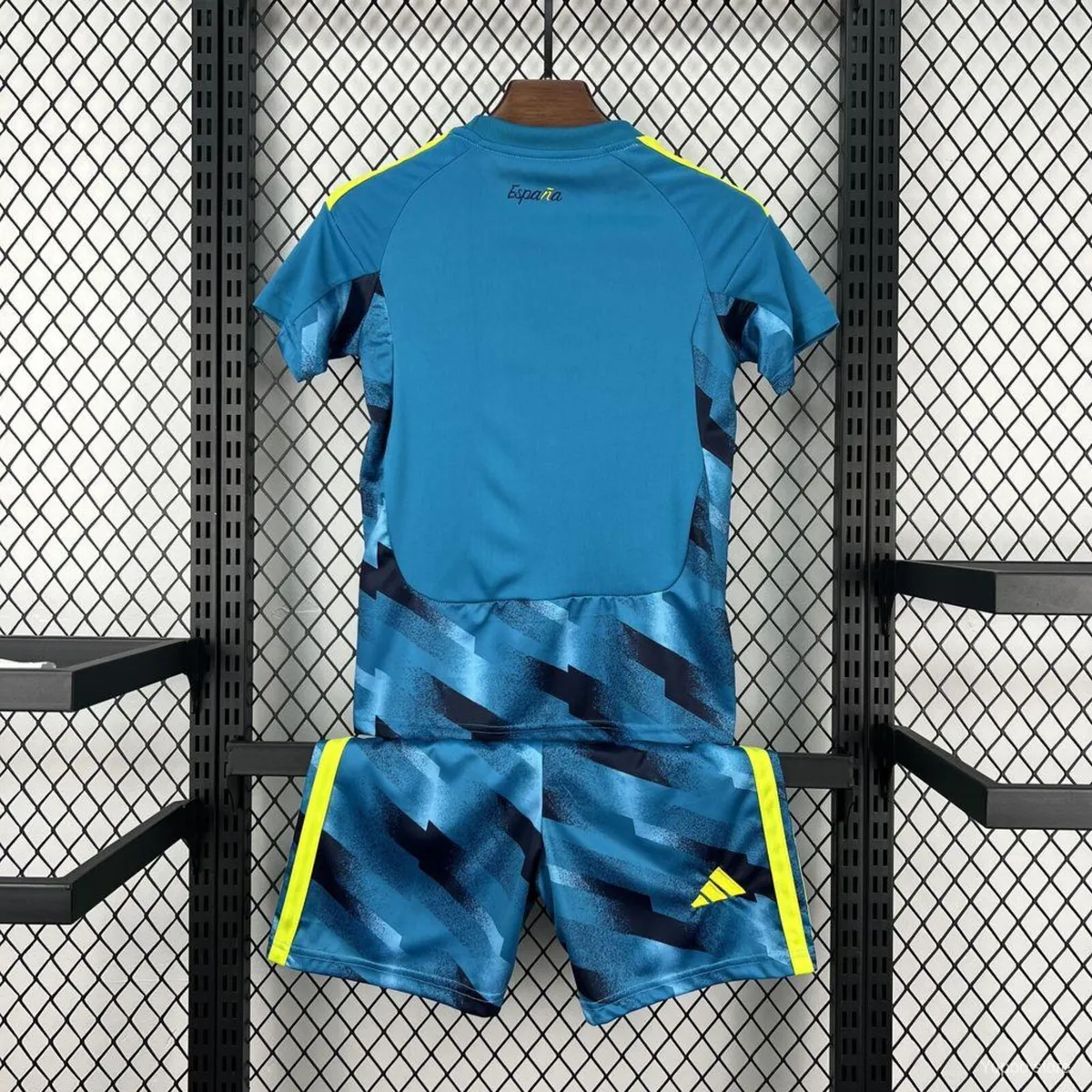 Spain 2026 World Cup goalkeeper kit - Image 2