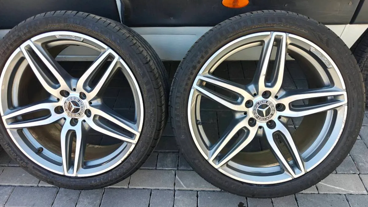 19" Mercedes AMG Alloys - Image 2