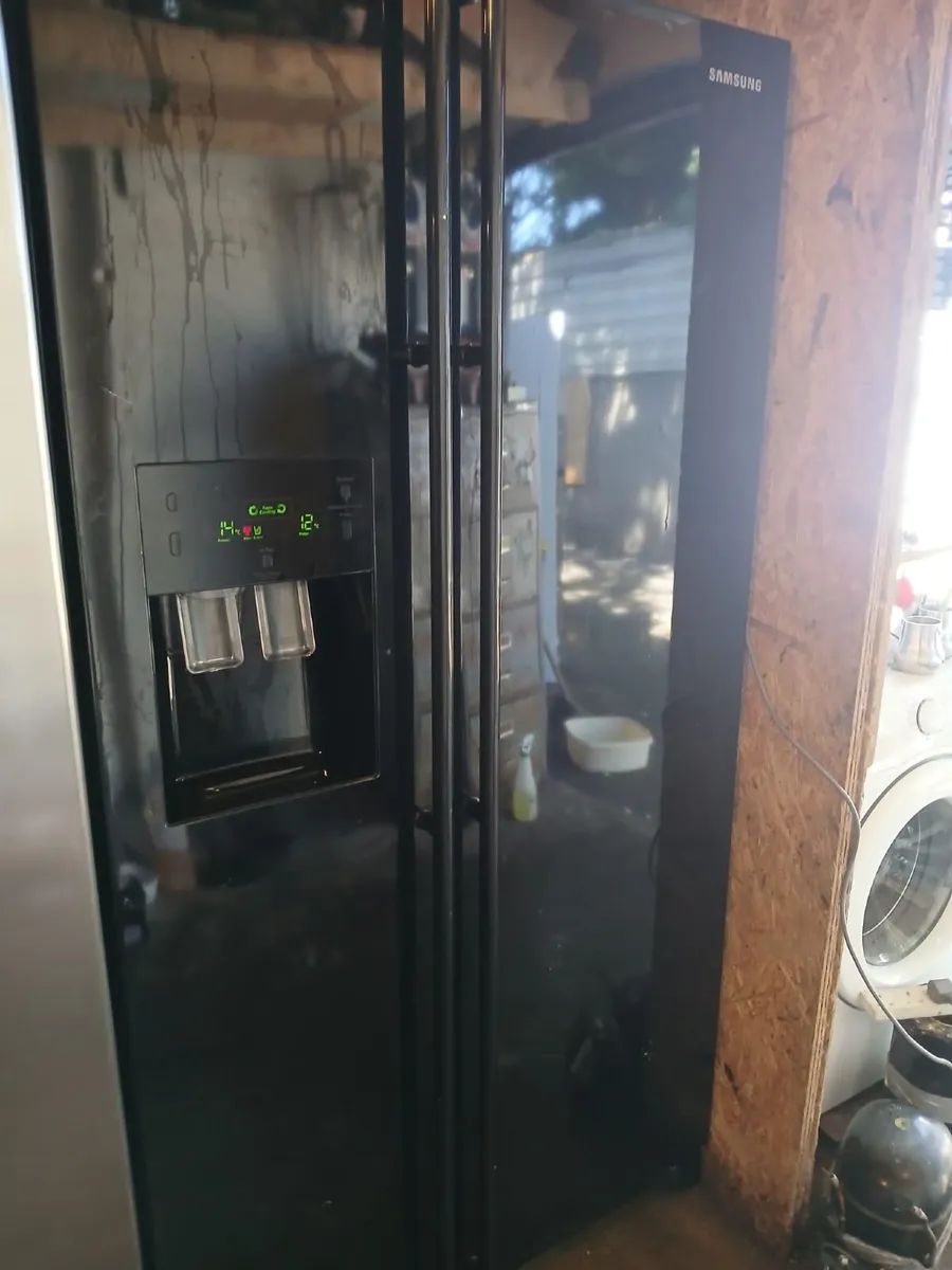 AMERICAN FRIDGE AND FREEZER FULL FROST FREE - Image 4