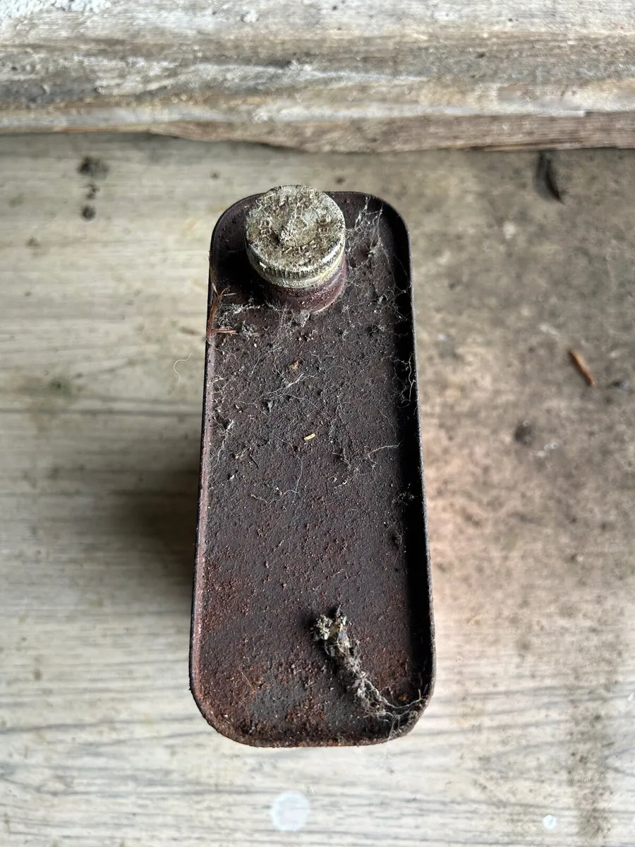Antique oil can - Image 4