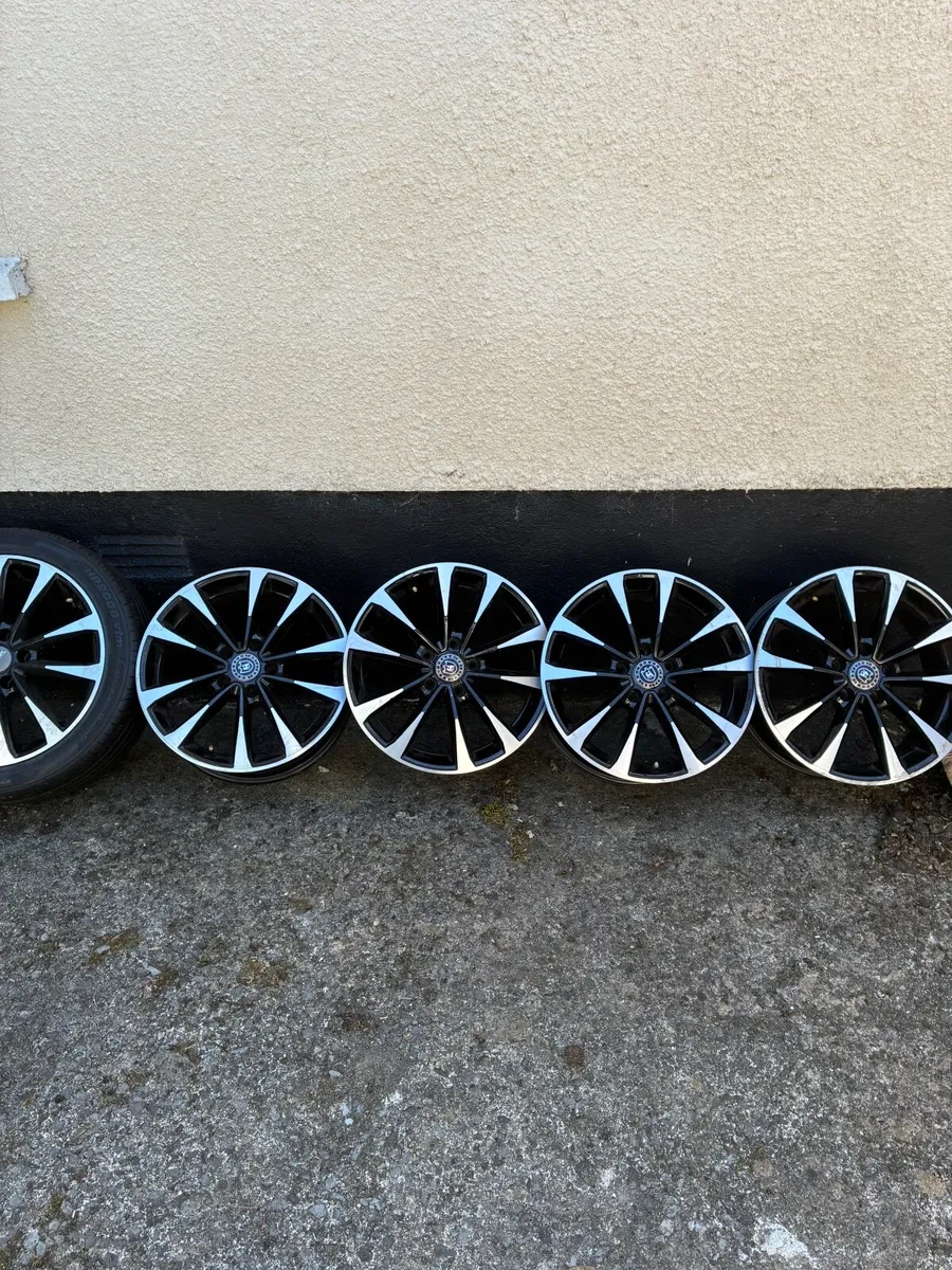 Alloy wheels - Image 1