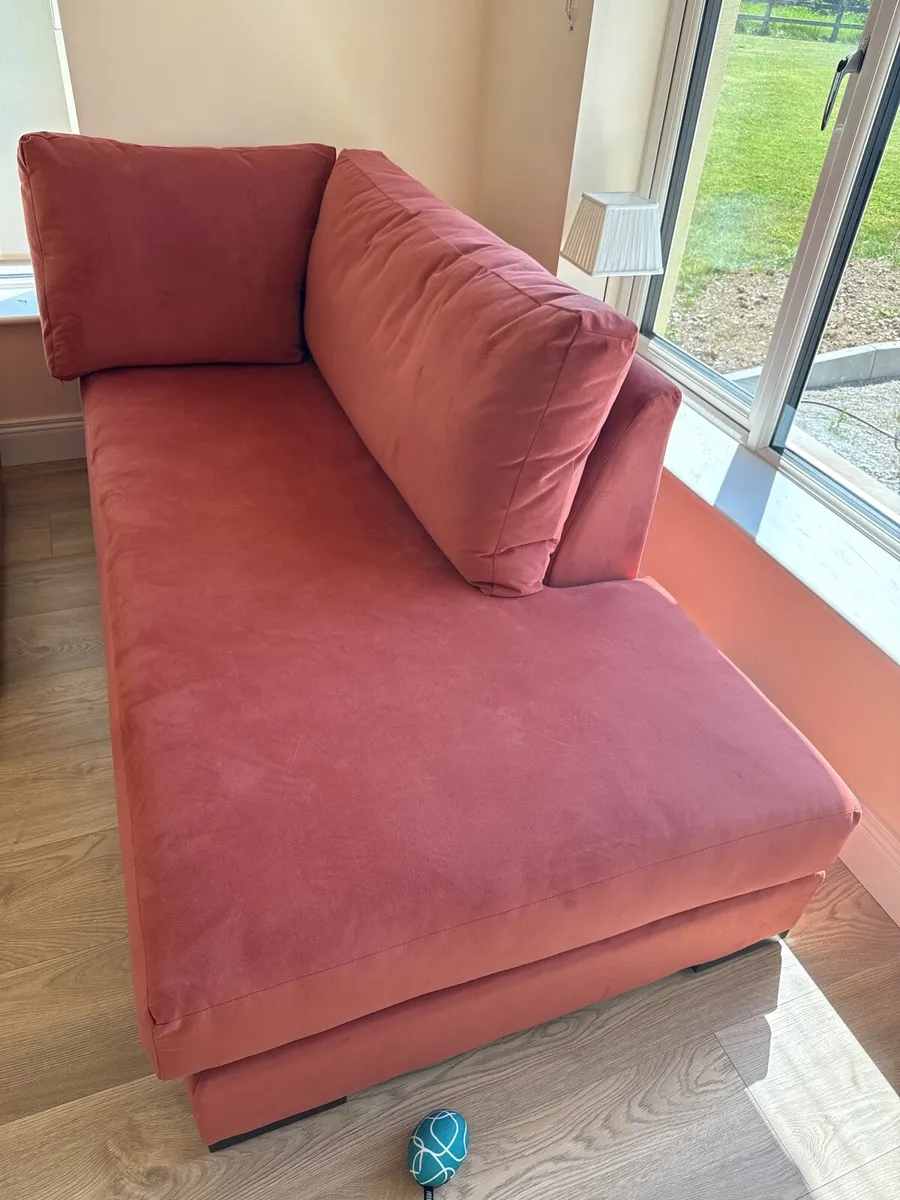 Chaise couch - Image 2