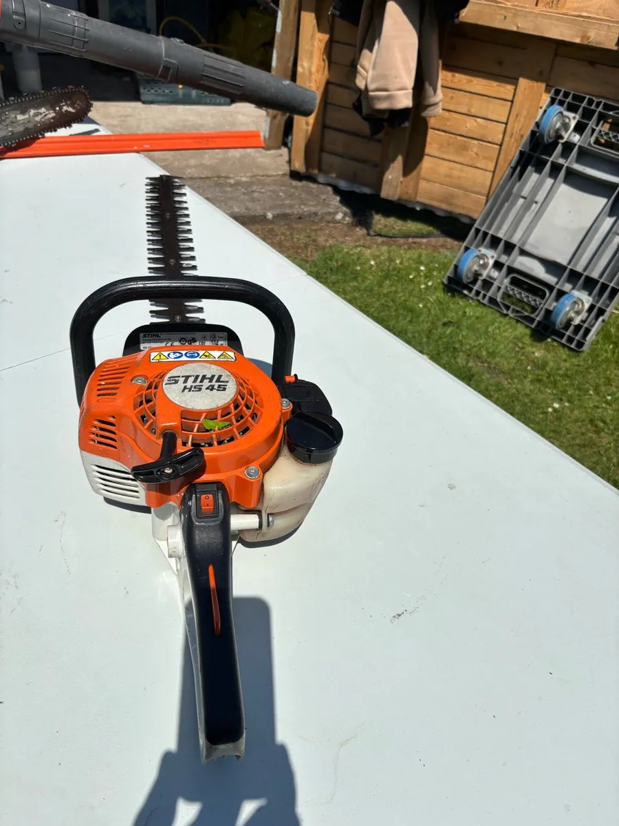 Stihl HS 45 hedge cutter - Image 3