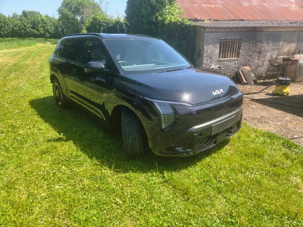 Kia Ev3 2026 GT-line only 300kms from new - Image 1