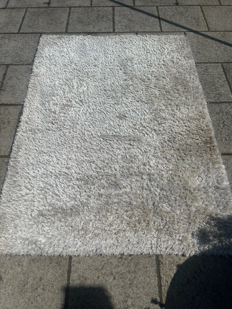 Rug - Image 2