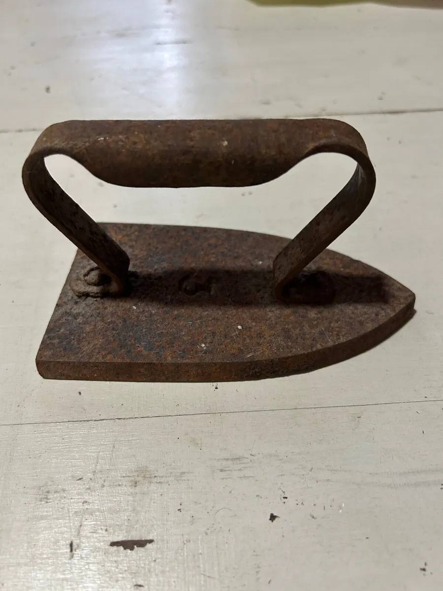 Antique French iron - Image 1