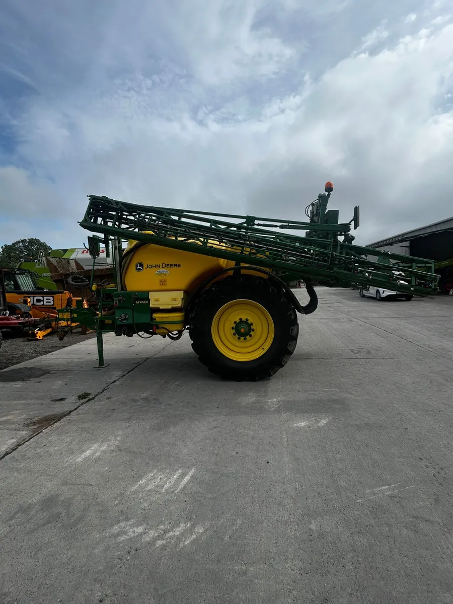 John Deere Sprayer - Image 2