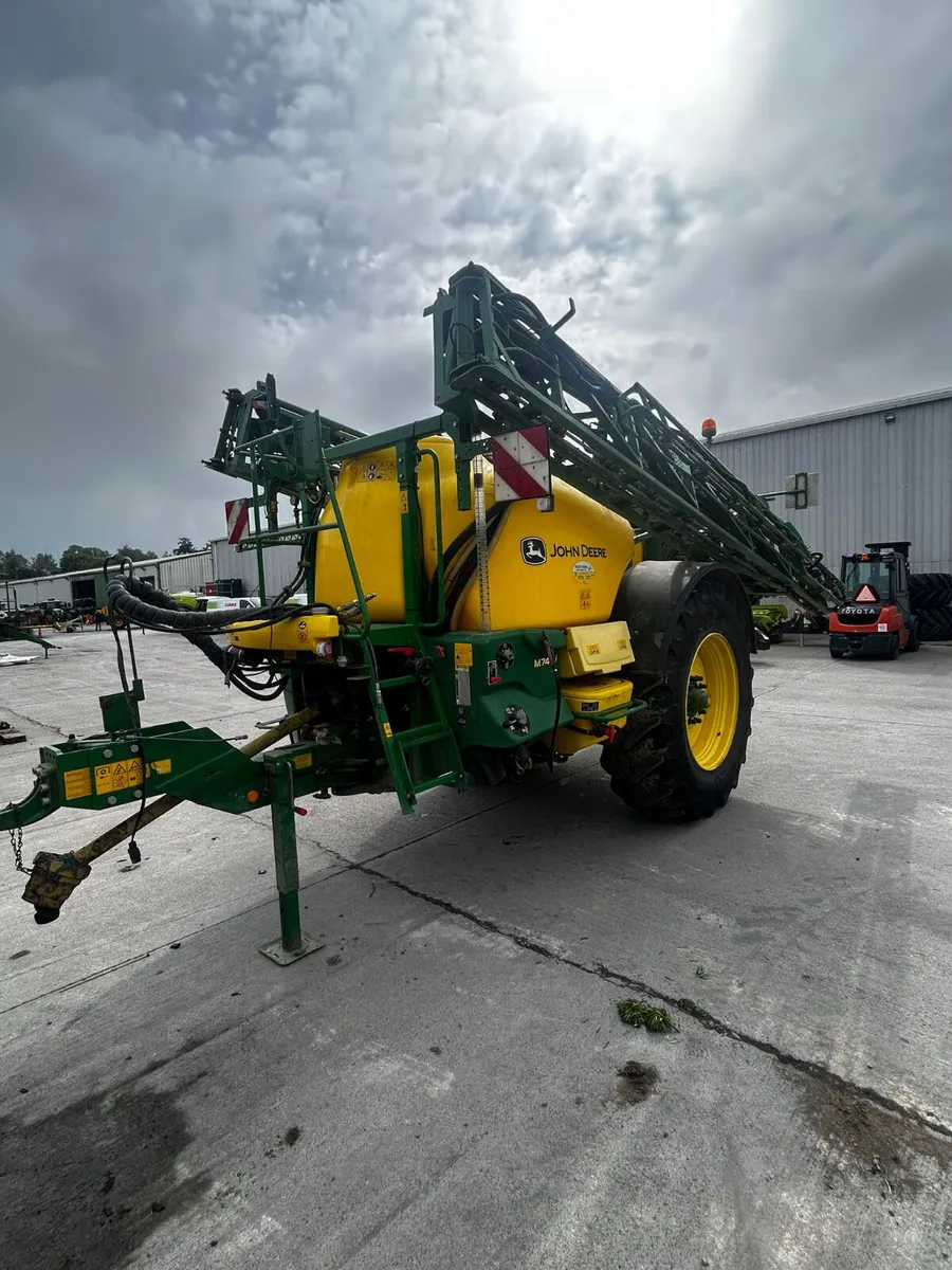 John Deere Sprayer - Image 1