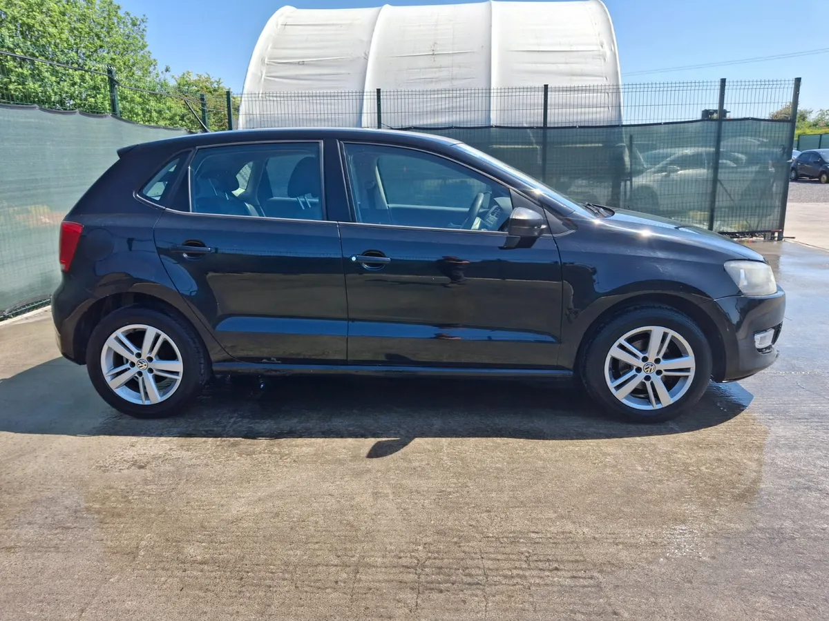 2011 Volkswagen Polo  Trendline  1.2.Drive away - Image 2