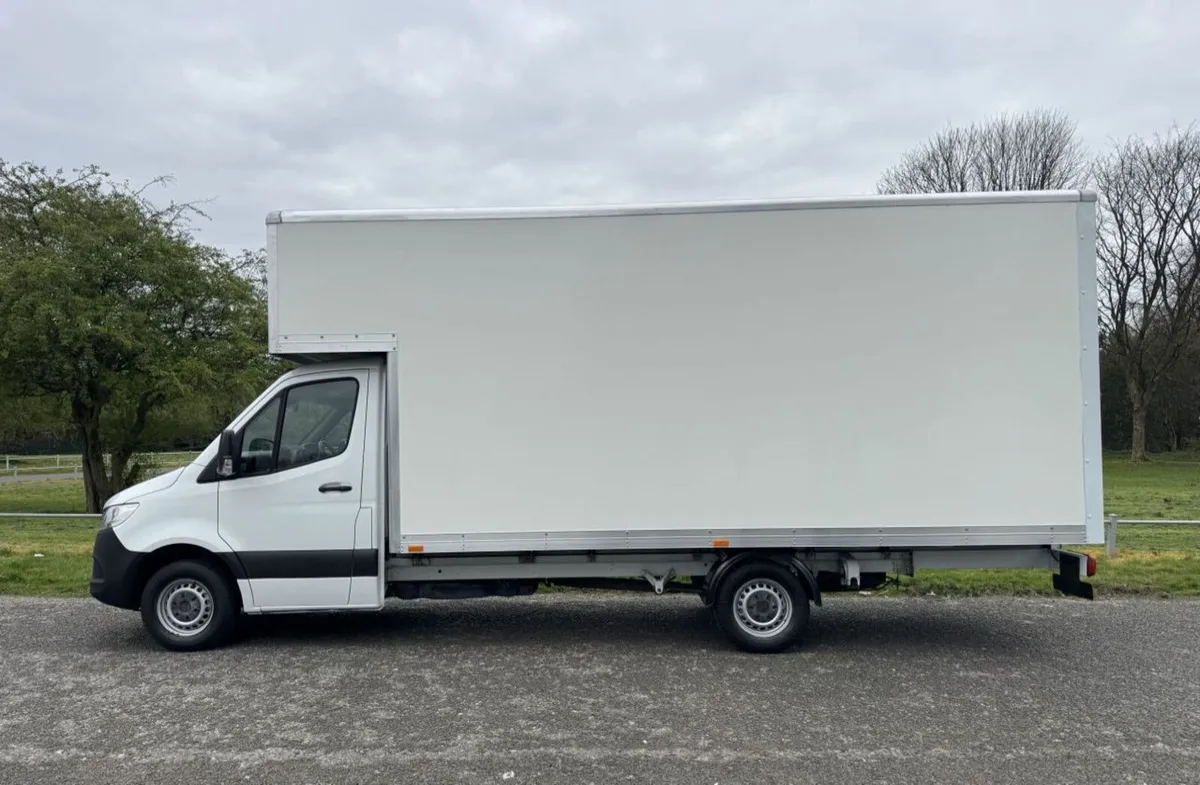 2022 Mercedes-Benz Sprinter Luton Box Van - Image 1