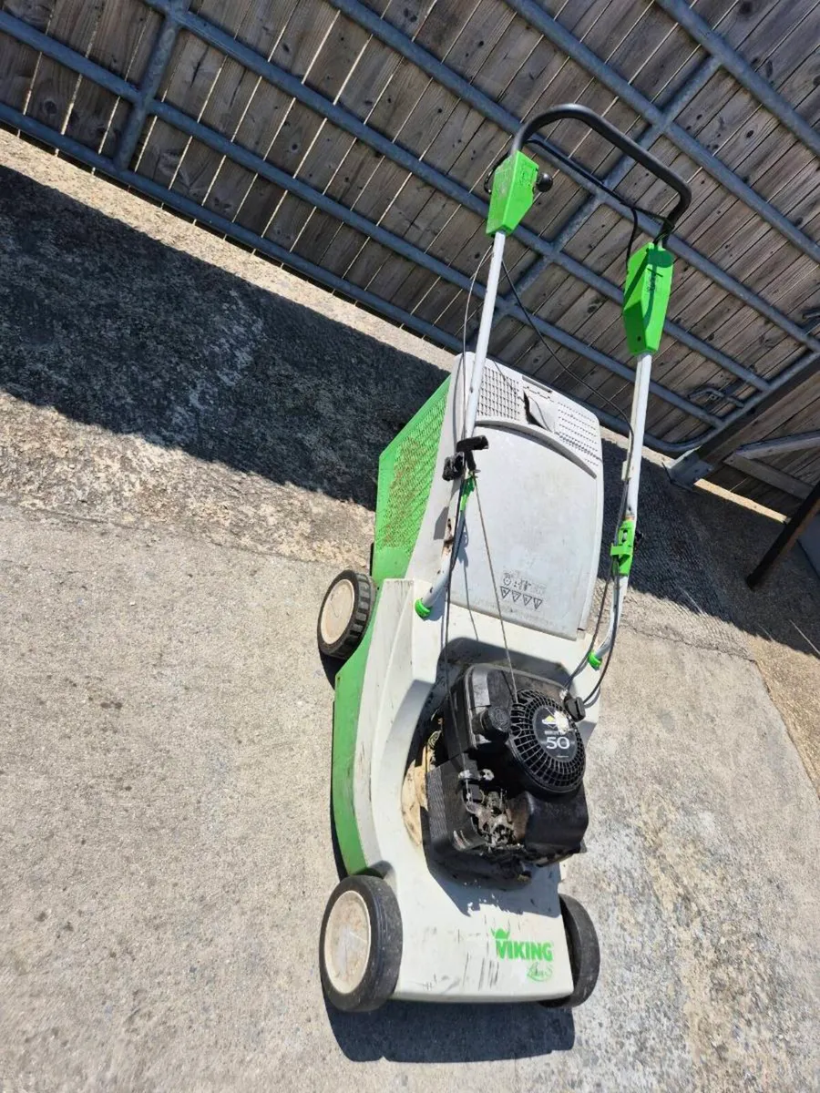 Viking self Drive lawnmower - Image 3