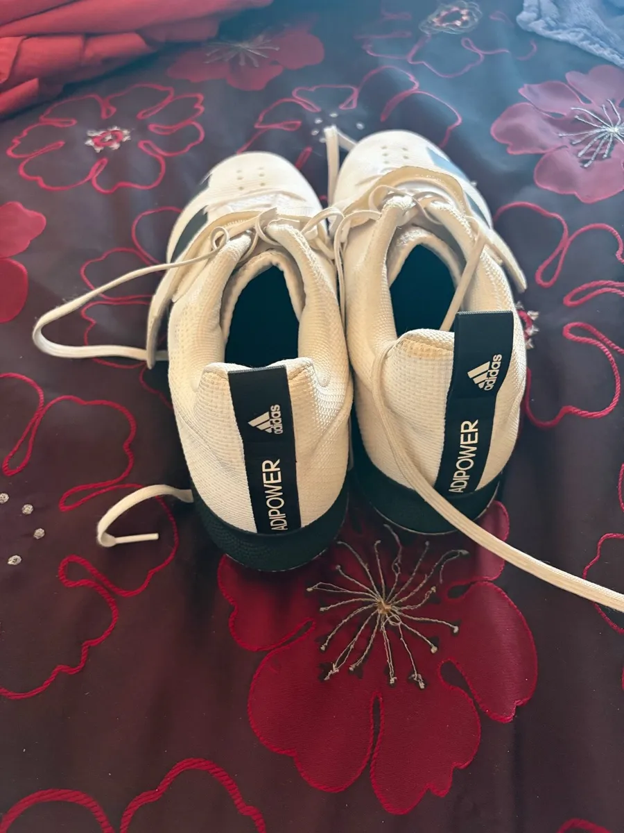Weightlifting gear, sleeves & shoes - Image 2