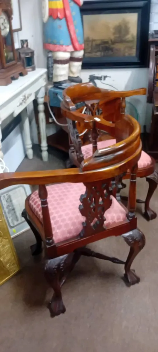Carved Mahogany Conversation Seat