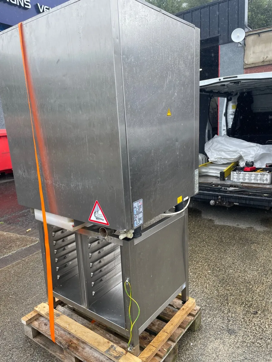 Oven - Image 3