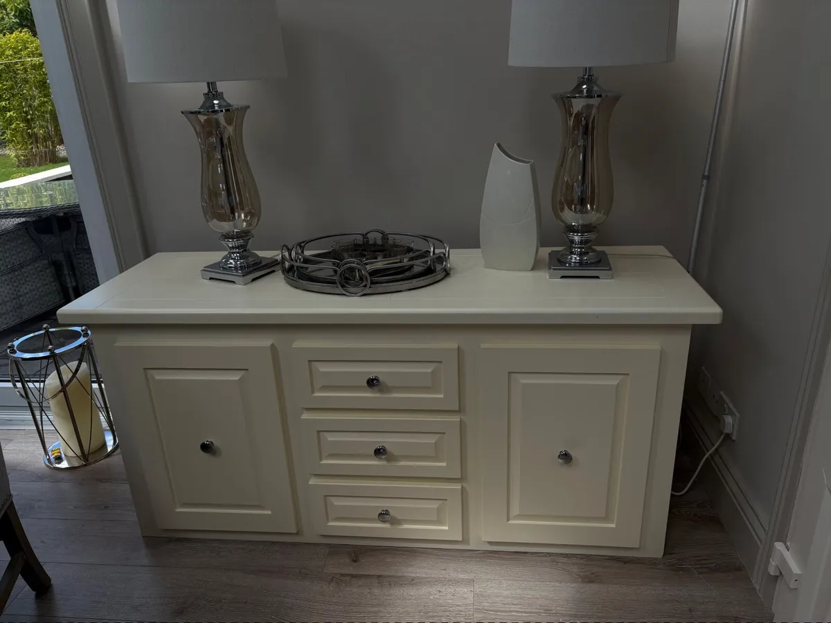 Sideboard dresser - Image 1