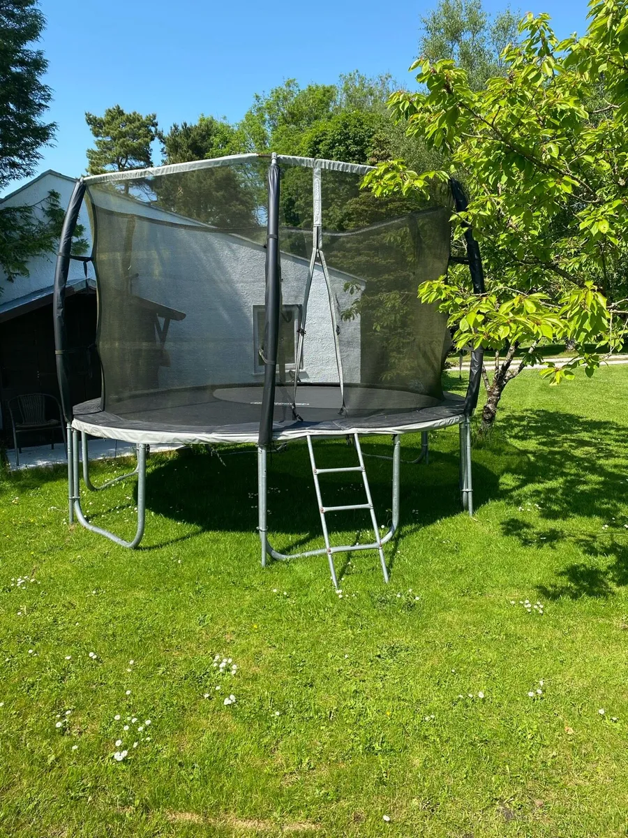 Trampoline 12ft - Image 1