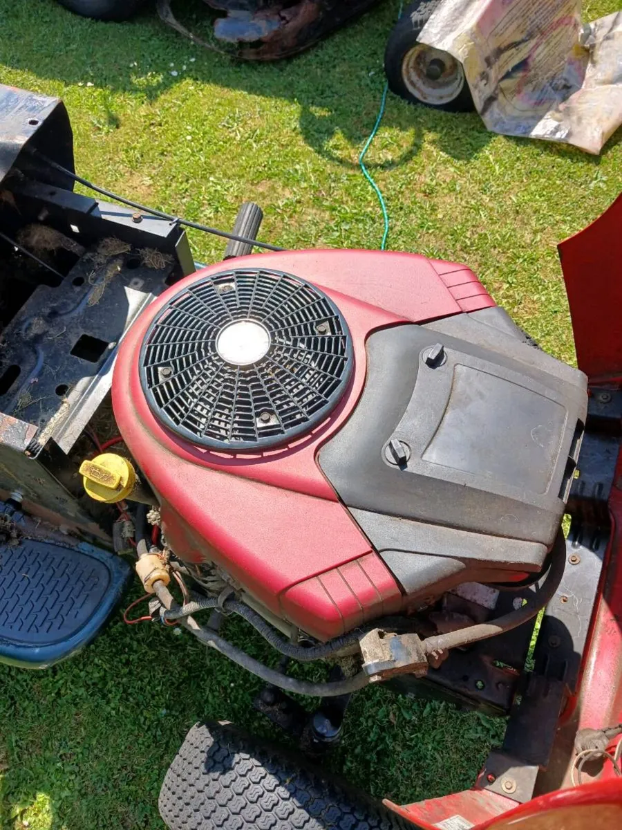 Mowers breaking for parts - Image 4