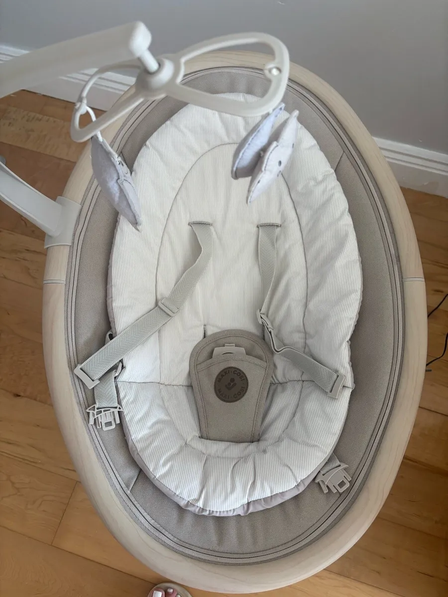 Maxi-Cosi Cassia Electric swing Beige - Image 4