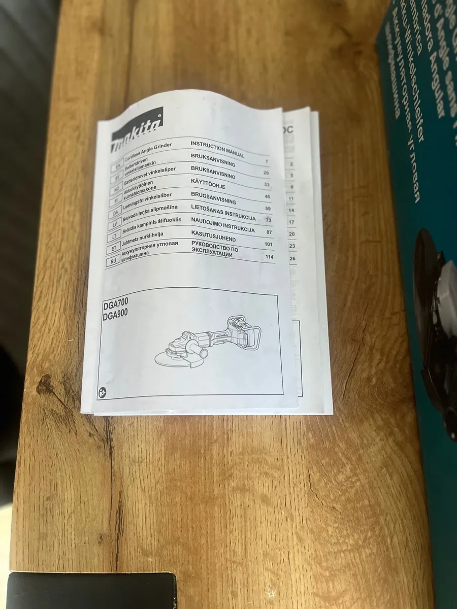 Makita Cordless Angle Grinder BNIB - Image 3