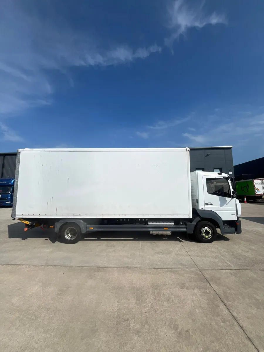 December 2015 Mercedes Atego 816 7.5T GRP Box - Image 3