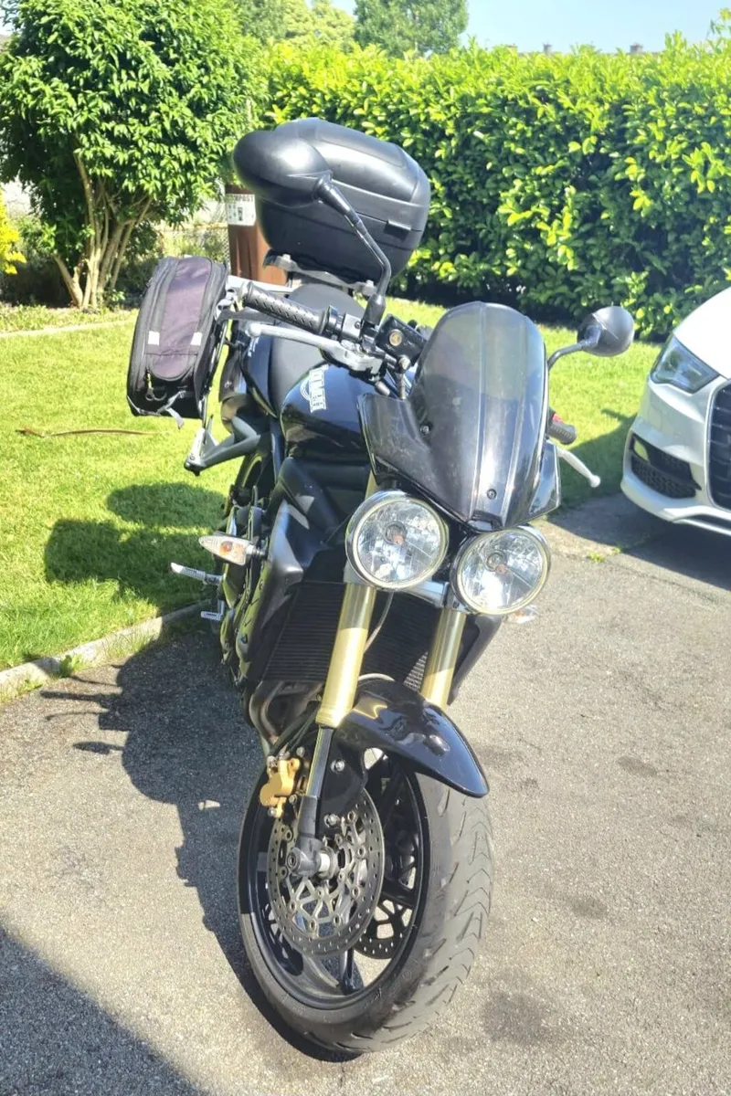 Triumph Other 2012 - Image 1