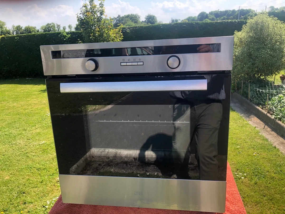 Oven - Image 2