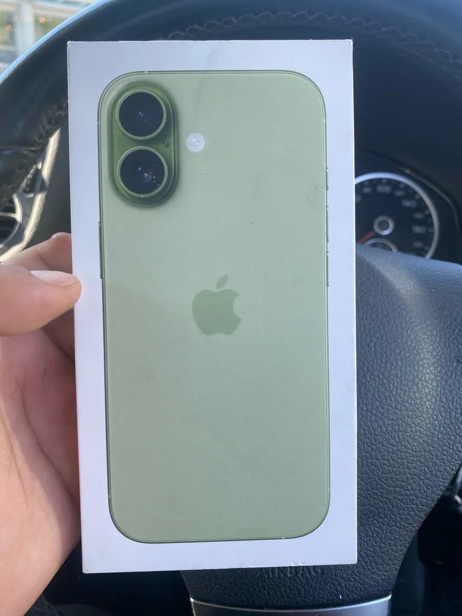 iPhone 17 256GB - Image 1