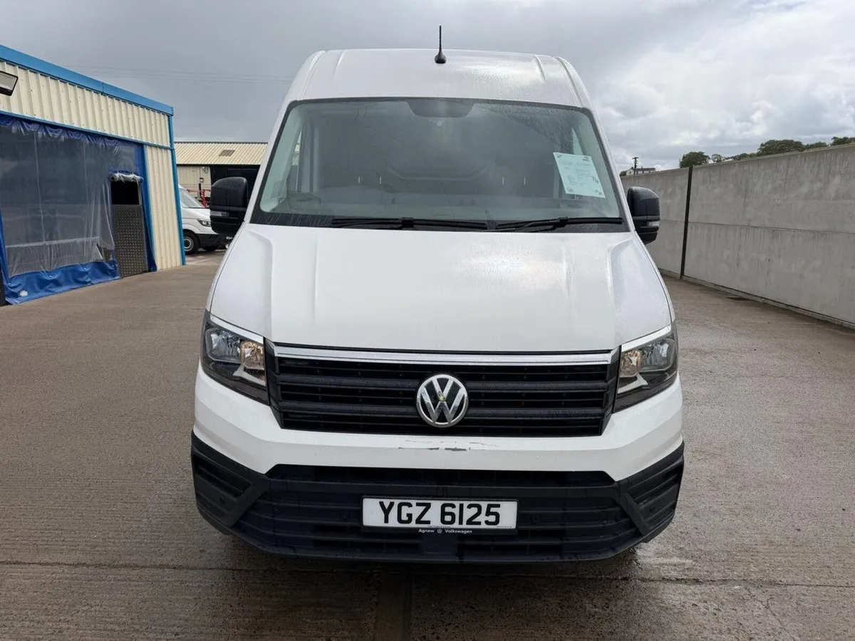 VOLKSWAGEN CRAFTER CR35 TRENDLINE 140PS VAN - Image 3