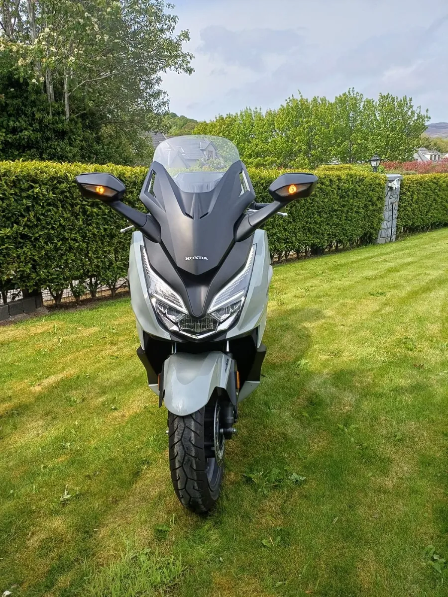 Honda Forza Motorbike for sale only 146KM - Image 4