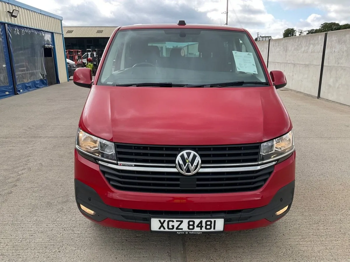 VOLKSWAGEN TRANSPORTER HIGHLINE 4MOTION KOMBI CREW - Image 3